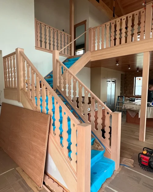 Soooo happy that we took a chance on something different for this ski chalet stair railing. It adds so much character to the space. It still needs to be finished, but love how it looks so far!
.
.
.
.
#luxeathome #interiordesign #interiors #beautiful